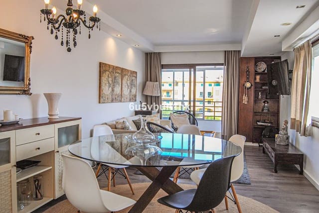 3 bedroom Apartment for sale in San Pedro de Alcántara Pueblo, Marbella - € 360,000 (Ref: 9518201)