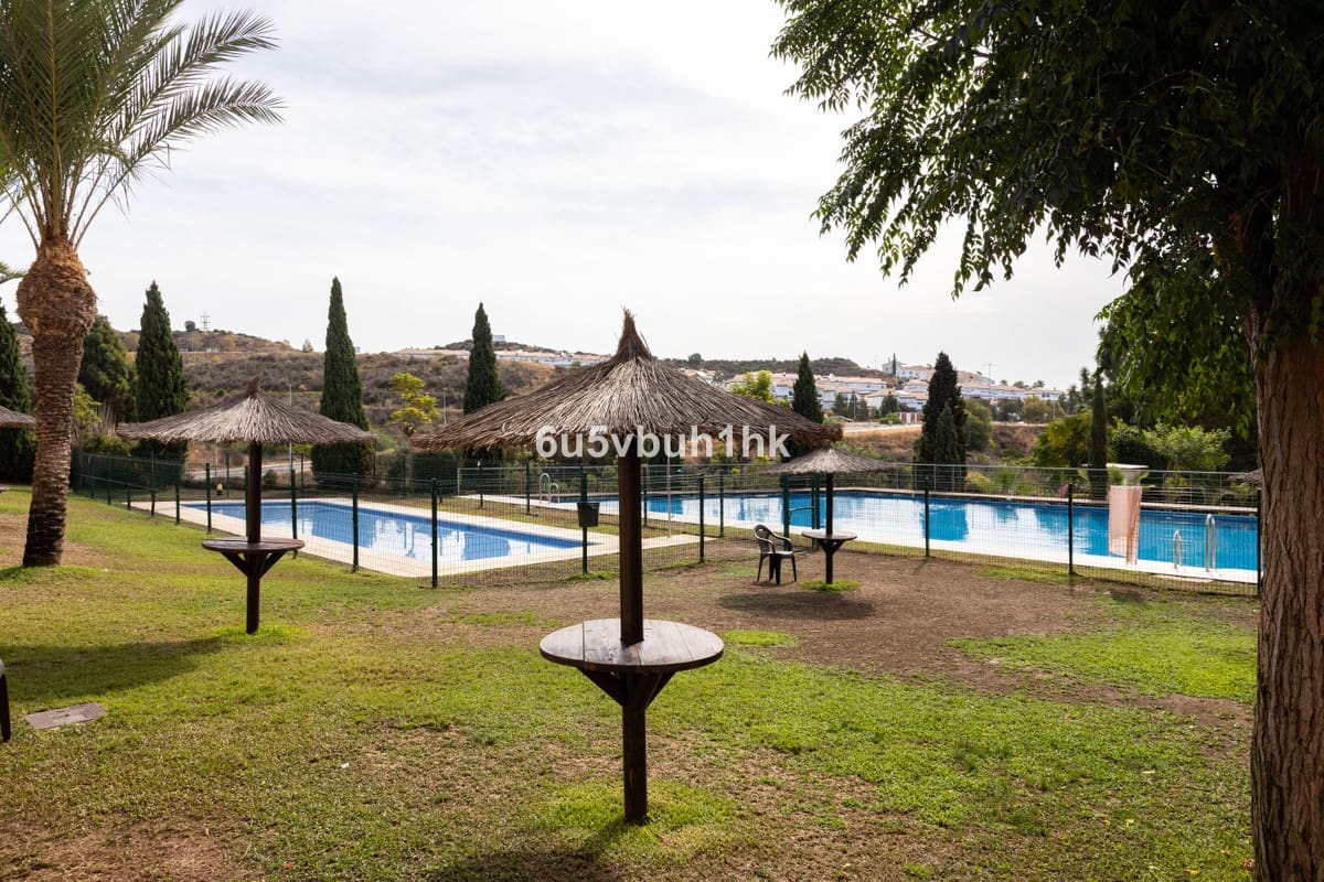 3 slaapkamer Huis te koop in Mijas - € 425.000 (Ref: 9518203)