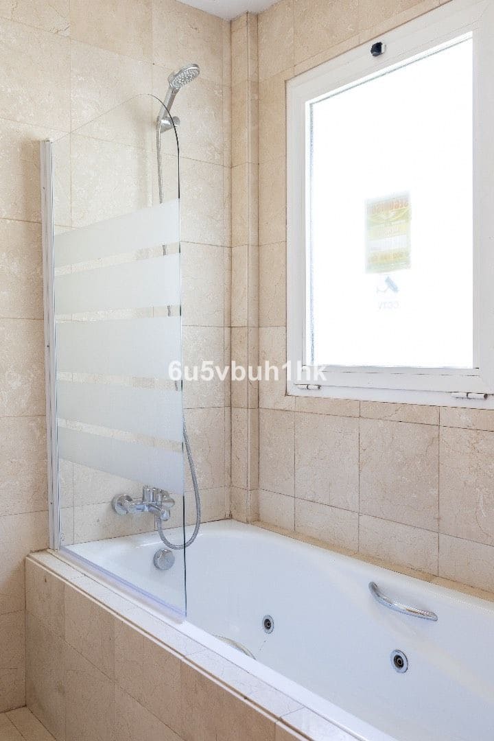 3 soverom Villa til salgs i Benalmadena med svømmebasseng - € 1 250 000 (Ref: 9518208)