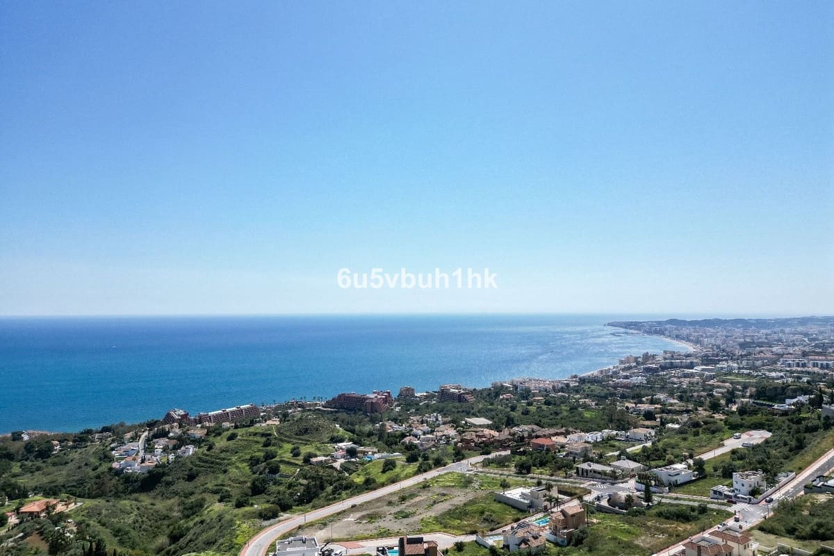 3 soverom Villa til salgs i Benalmadena med svømmebasseng - € 1 250 000 (Ref: 9518208)