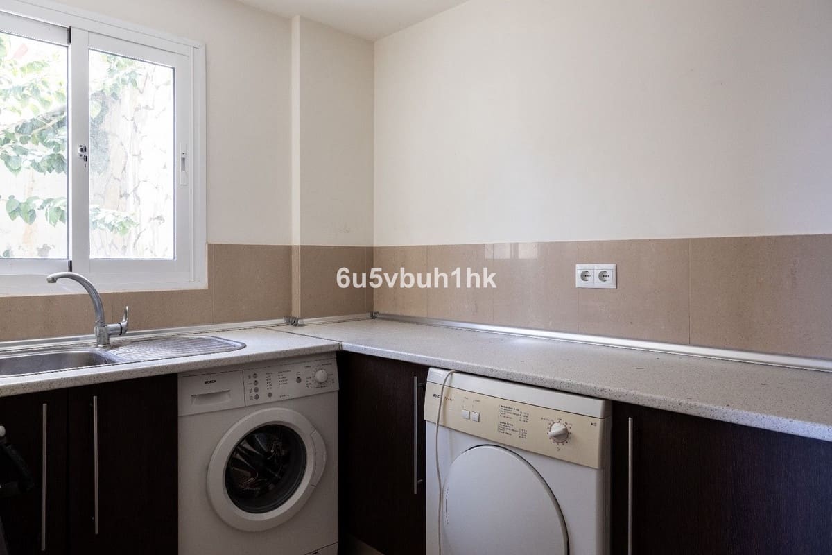 3 soverom Villa til salgs i Benalmadena med svømmebasseng - € 1 250 000 (Ref: 9518208)