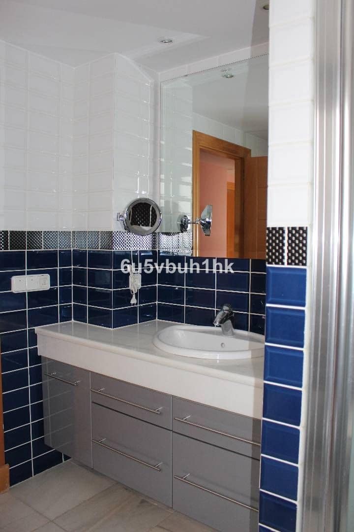 3 makuuhuone Huoneisto myytävänä paikassa Manilva mukana uima-altaan - 749 000 € (Ref: 9518210)