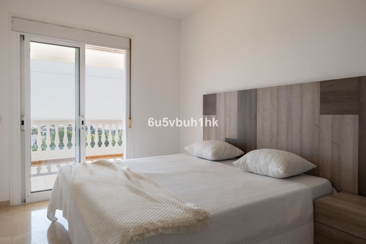 4 makuuhuone Huvila myytävänä paikassa La Capellania mukana uima-altaan - 1 170 000 € (Ref: 9518211)