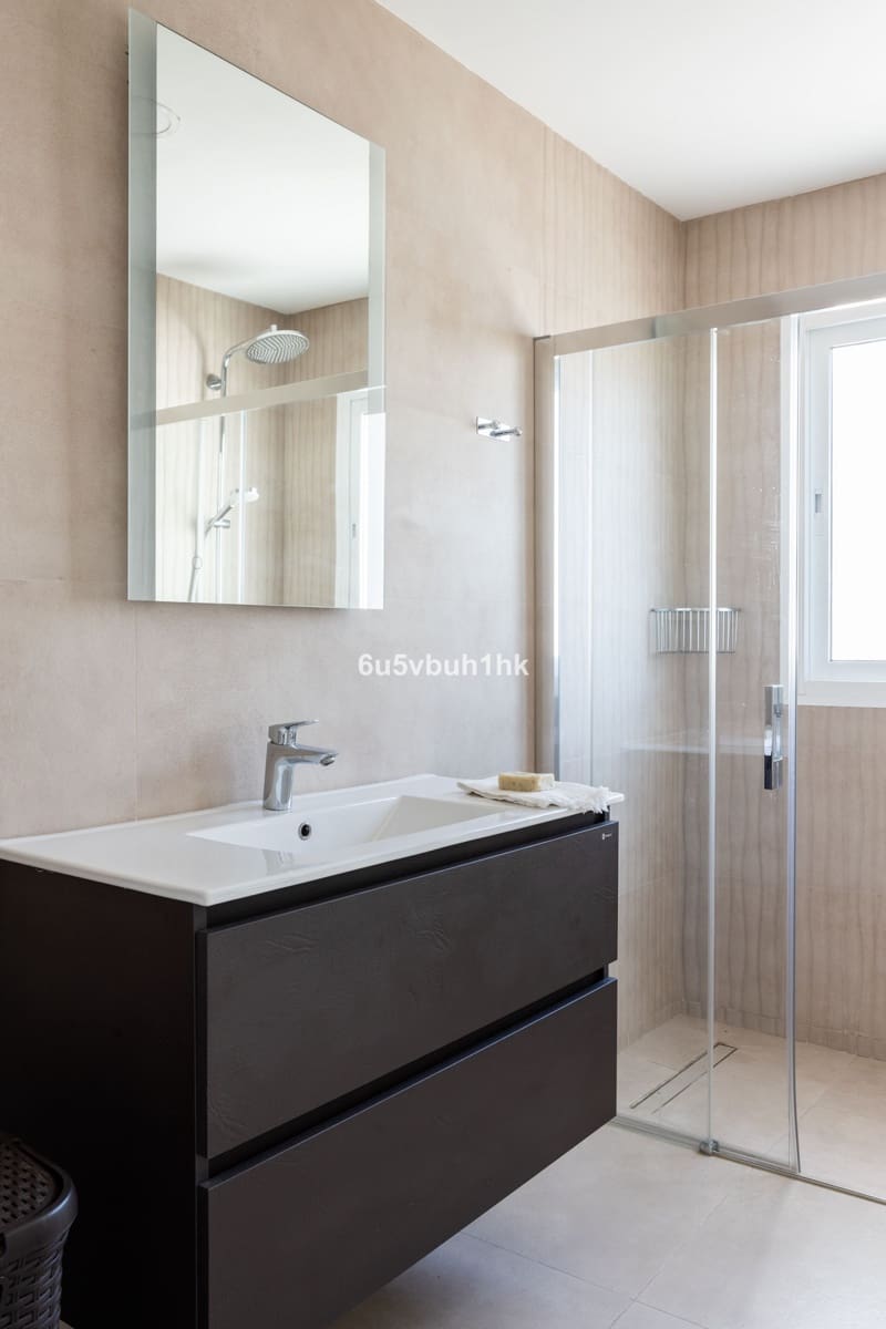 4 makuuhuone Huvila myytävänä paikassa La Capellania mukana uima-altaan - 1 170 000 € (Ref: 9518211)