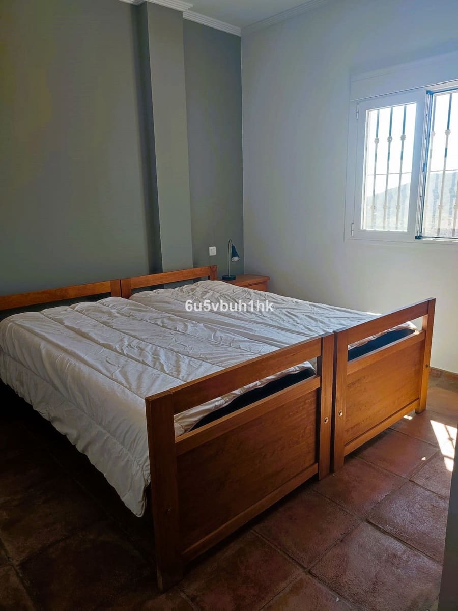 9 slaapkamer Huis te koop in Arenas met zwembad - € 1.450.000 (Ref: 9518213)