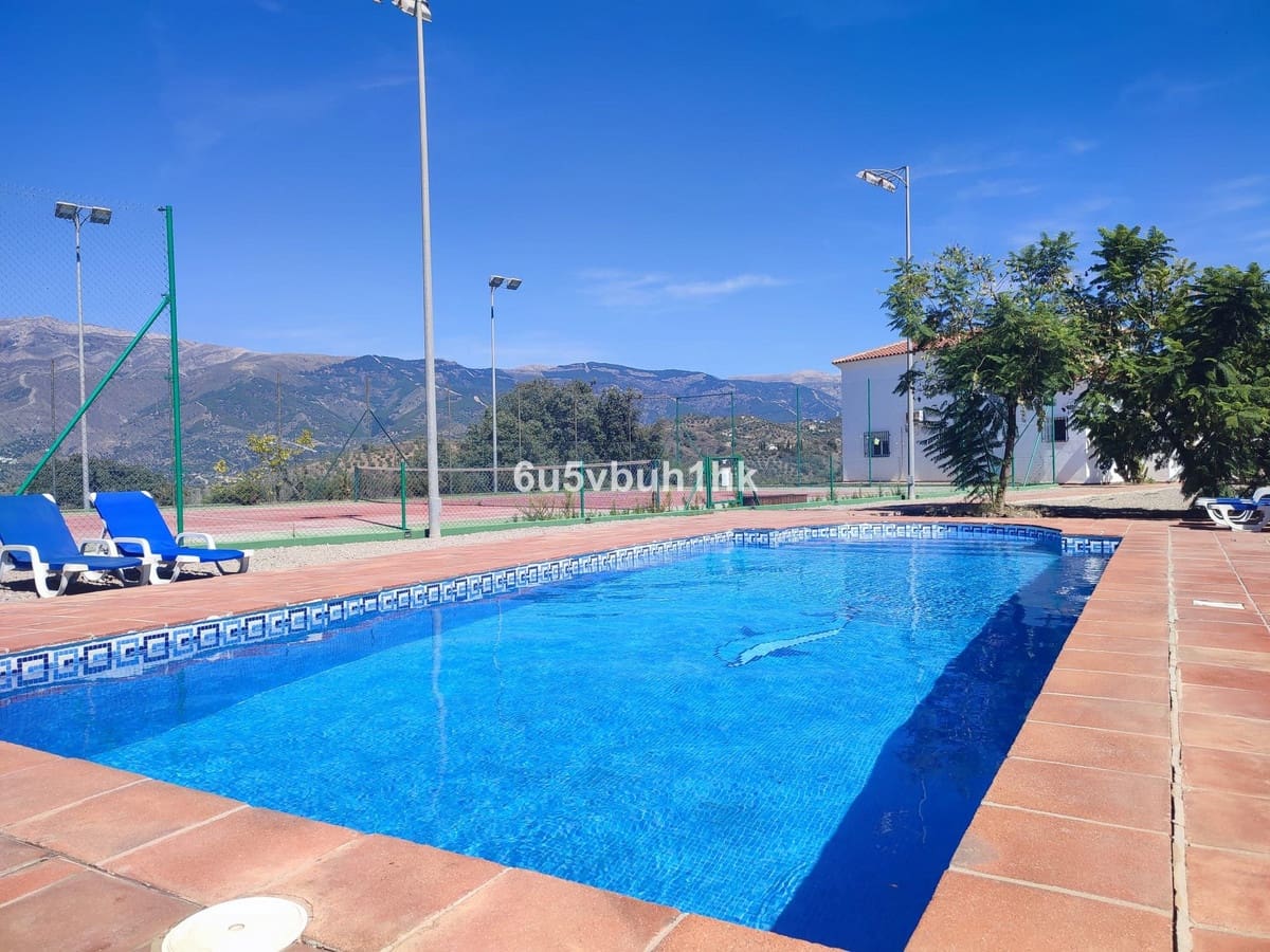 9 slaapkamer Huis te koop in Arenas met zwembad - € 1.450.000 (Ref: 9518213)