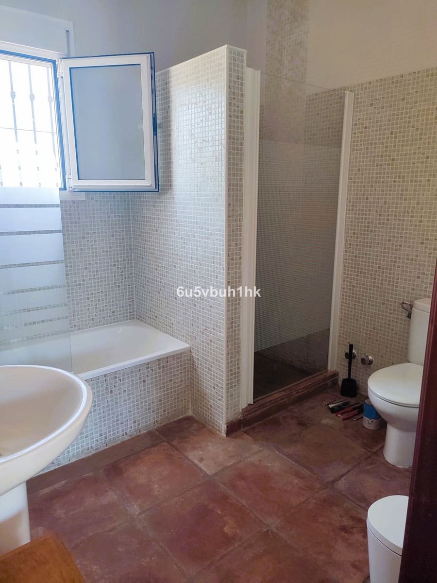 9 slaapkamer Huis te koop in Arenas met zwembad - € 1.450.000 (Ref: 9518213)