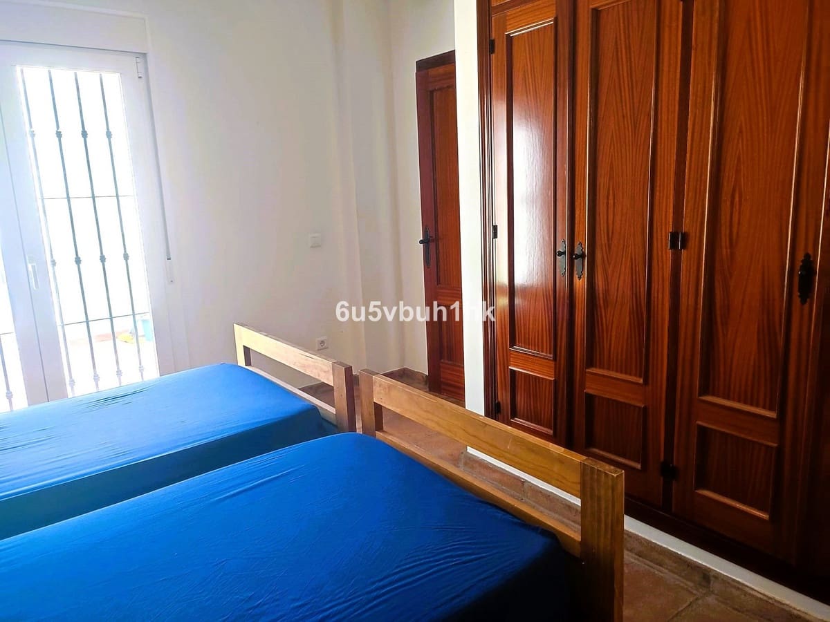 9 slaapkamer Huis te koop in Arenas met zwembad - € 1.450.000 (Ref: 9518213)