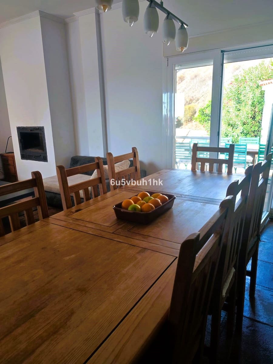 9 slaapkamer Huis te koop in Arenas met zwembad - € 1.450.000 (Ref: 9518213)