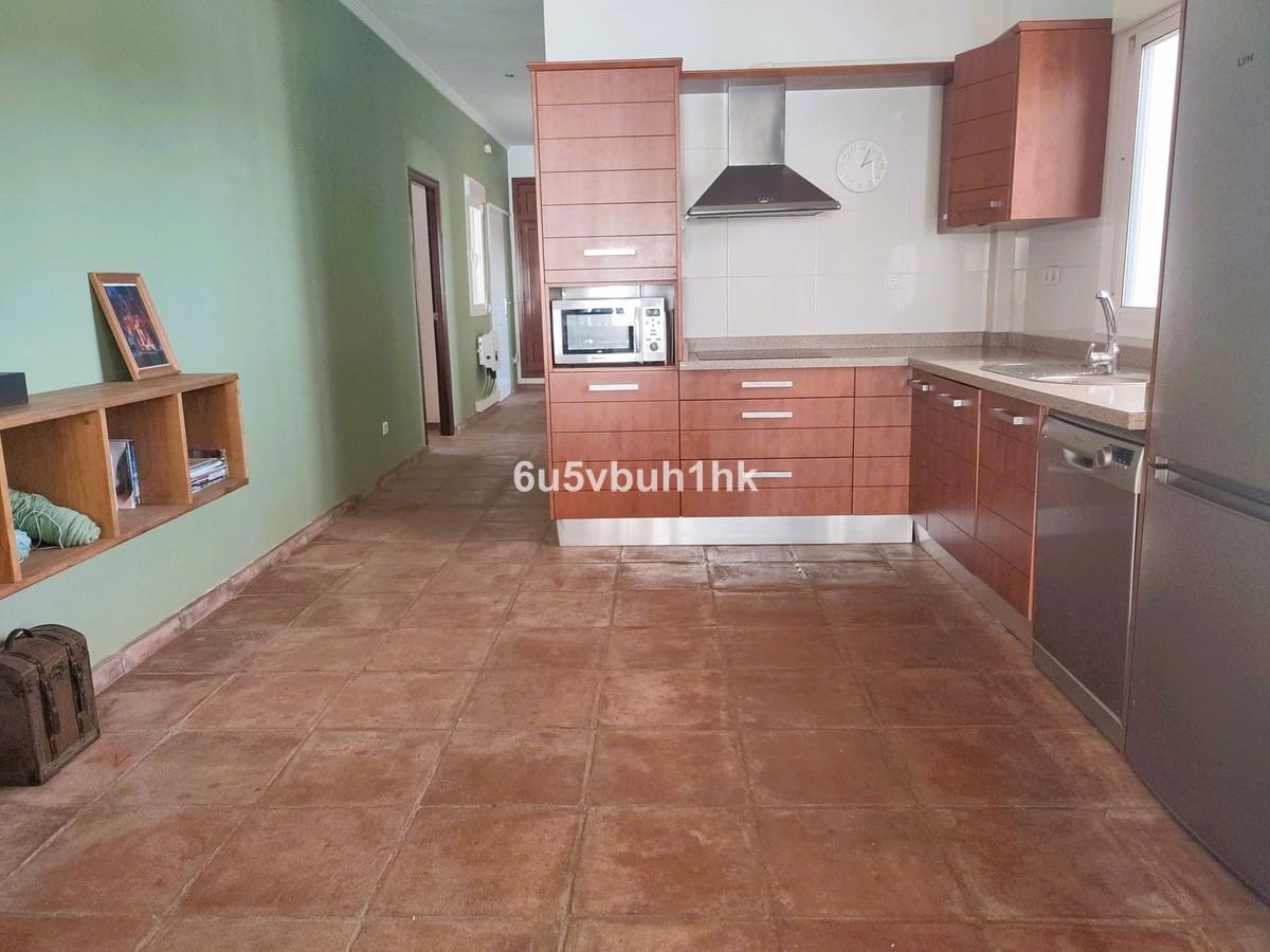 9 slaapkamer Huis te koop in Arenas met zwembad - € 1.450.000 (Ref: 9518213)