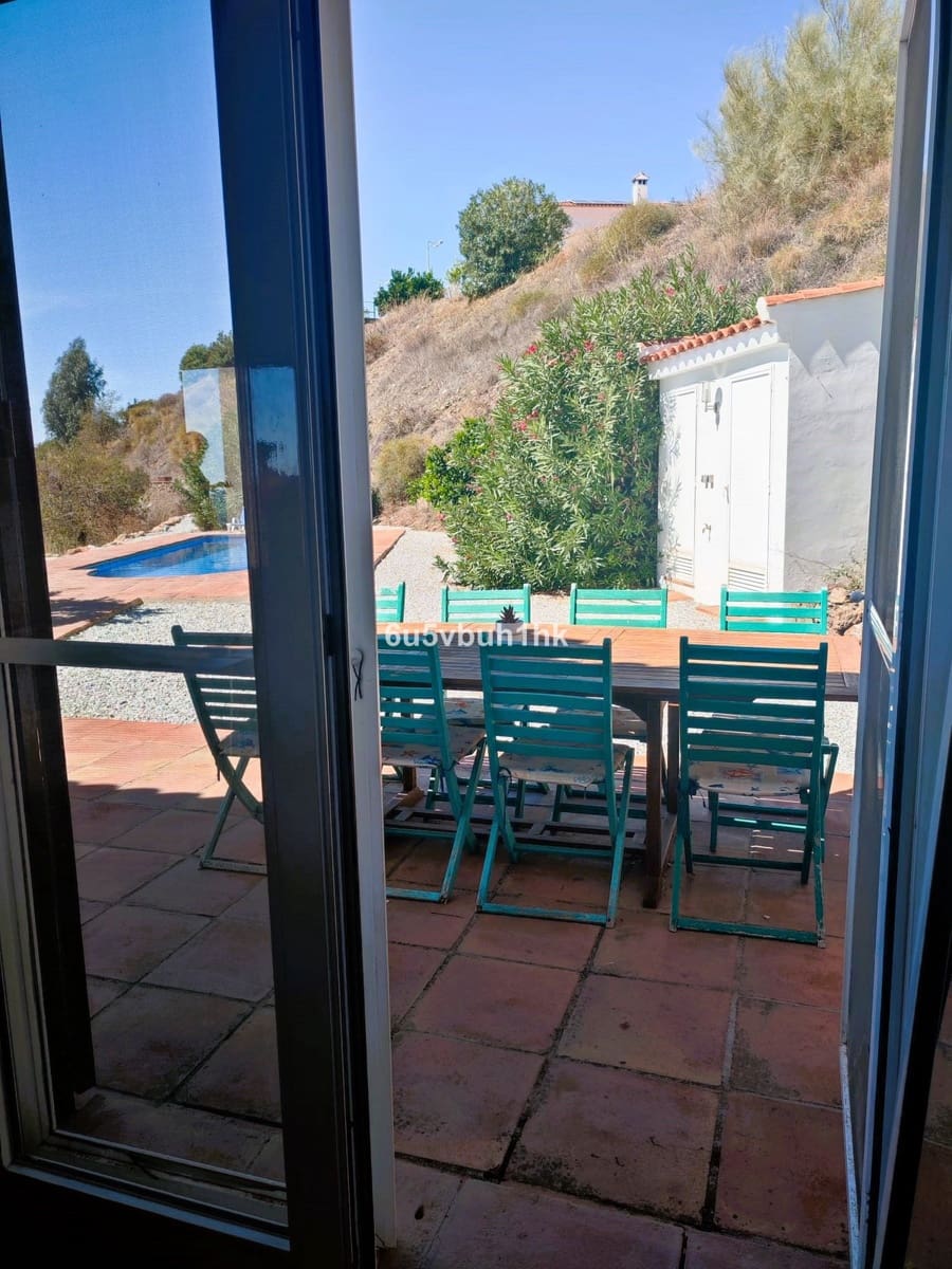 9 slaapkamer Huis te koop in Arenas met zwembad - € 1.450.000 (Ref: 9518213)