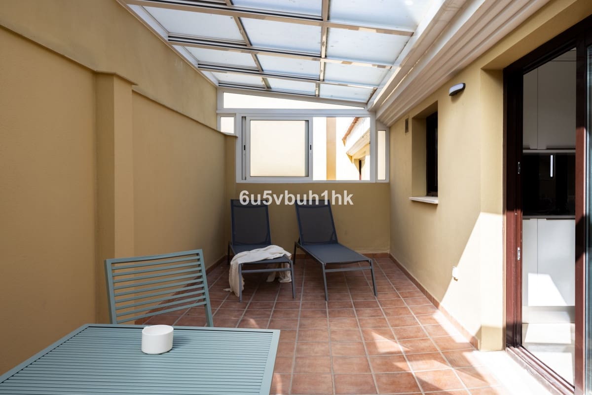 1 soverom Penthouse til salgs i Malaga by - € 295 000 (Ref: 9518215)