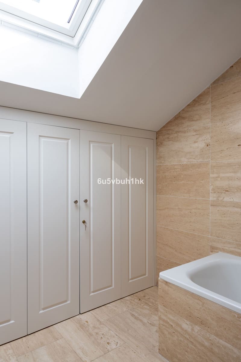 1 soverom Penthouse til salgs i Malaga by - € 295 000 (Ref: 9518215)