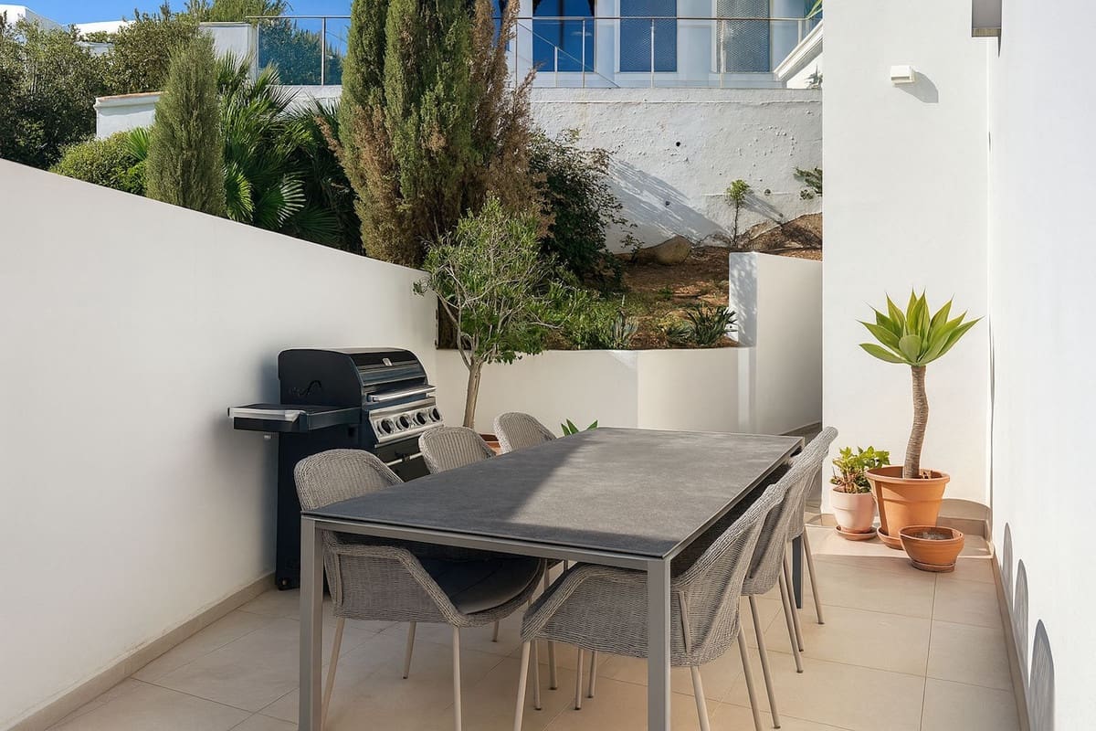 3 chambre Villa/Maison à vendre à Mijas avec piscine - 1 180 000 € (Ref: 9518220)