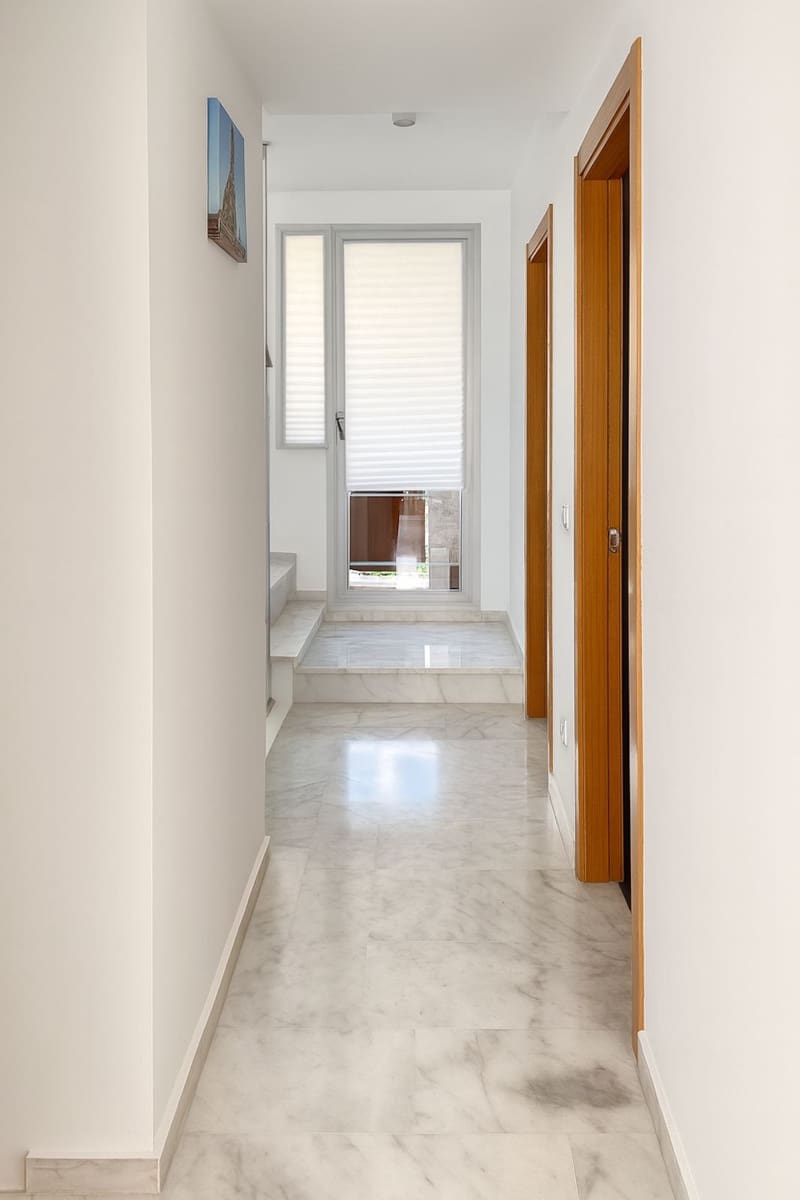 3 bedroom Apartment for sale in Riviera del Sol - € 420,000 (Ref: 9518222)