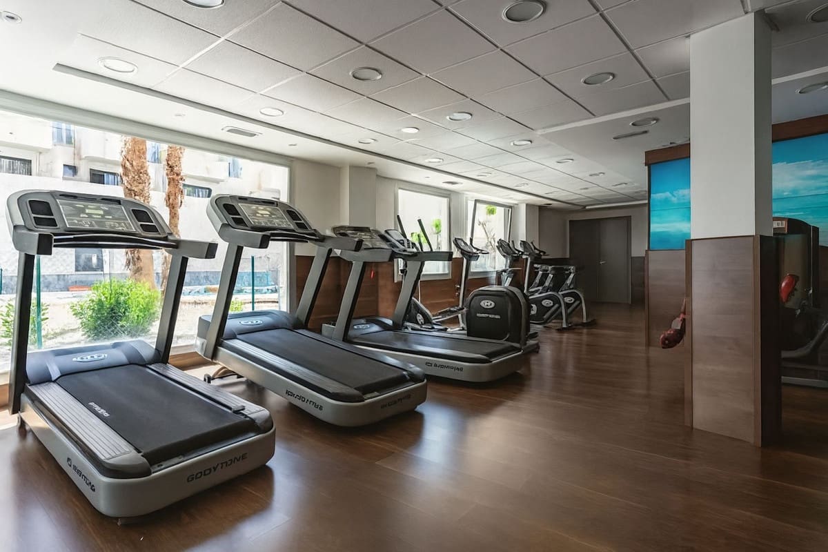 3 bedroom Apartment for sale in Riviera del Sol - € 420,000 (Ref: 9518222)