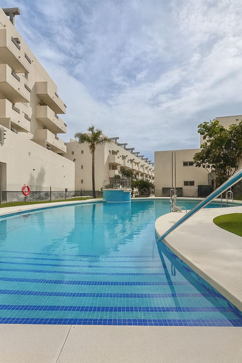 3 bedroom Apartment for sale in Riviera del Sol - € 420,000 (Ref: 9518222)
