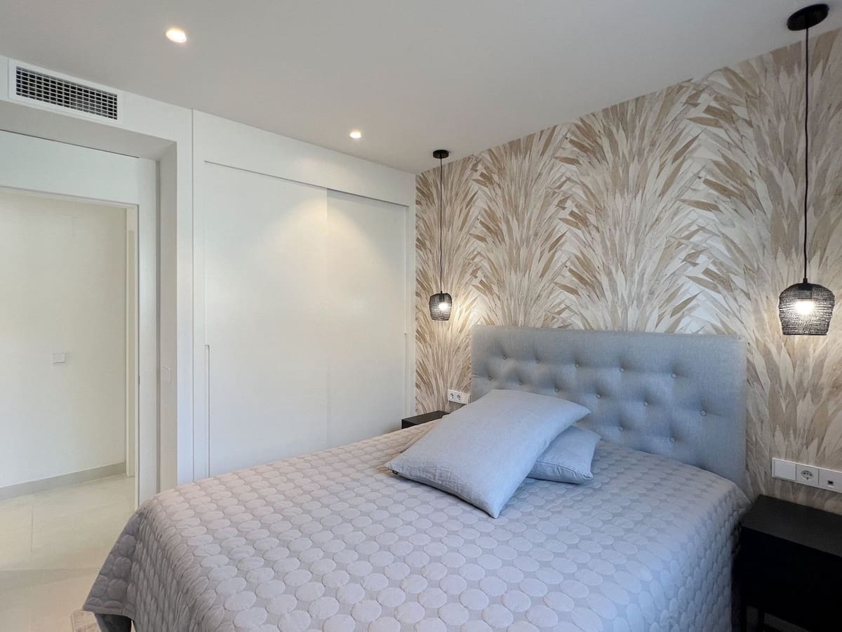 3 slaapkamer Appartement te koop in Fuengirola met garage - € 769.000 (Ref: 9518232)