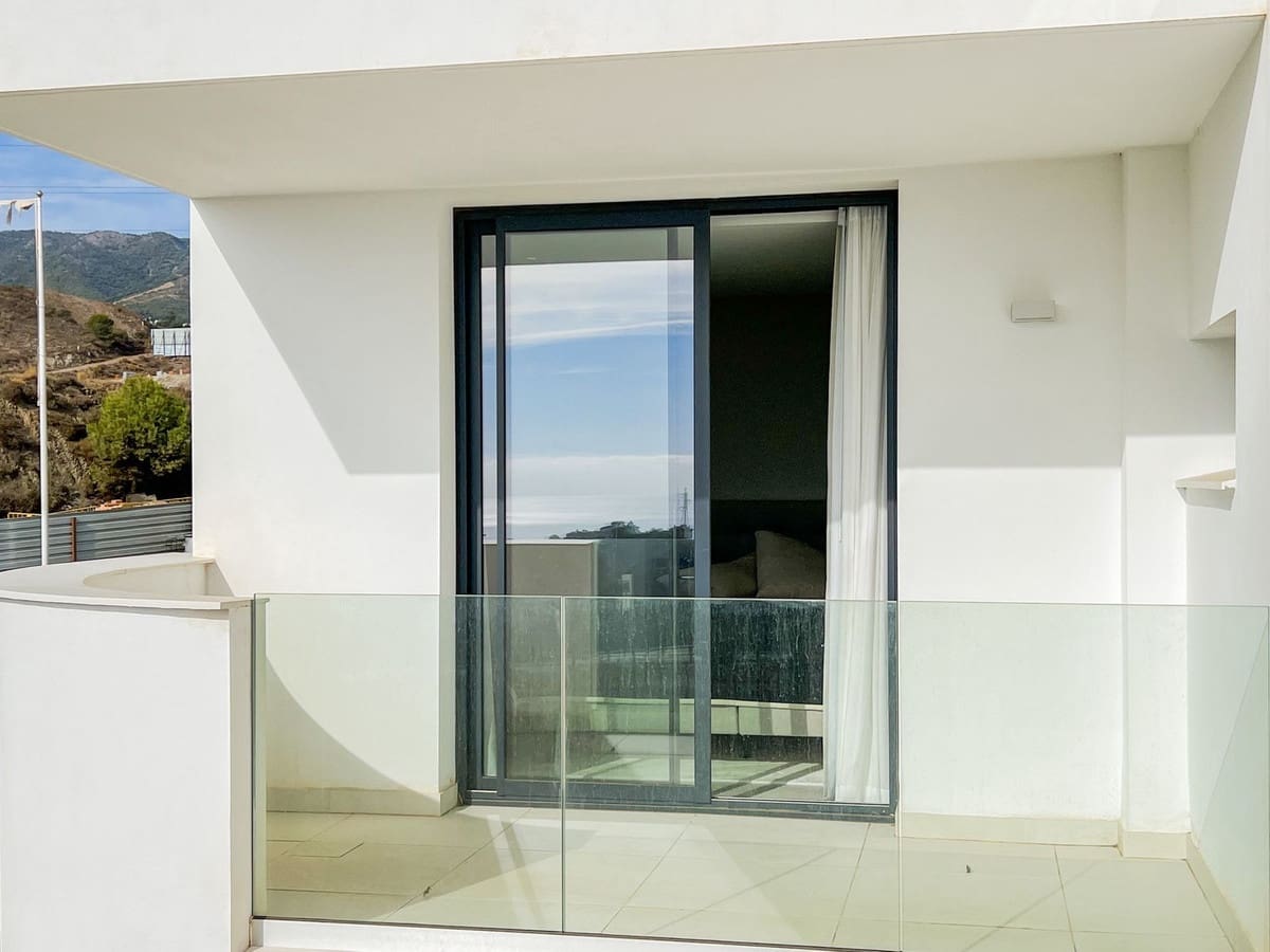 3 slaapkamer Appartement te koop in Fuengirola met garage - € 769.000 (Ref: 9518232)