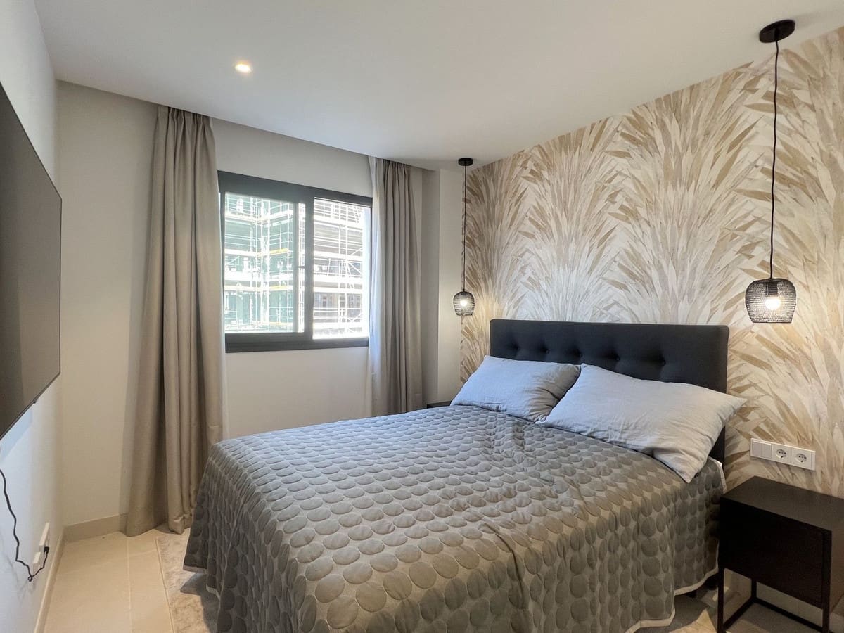 3 slaapkamer Appartement te koop in Fuengirola met garage - € 769.000 (Ref: 9518232)