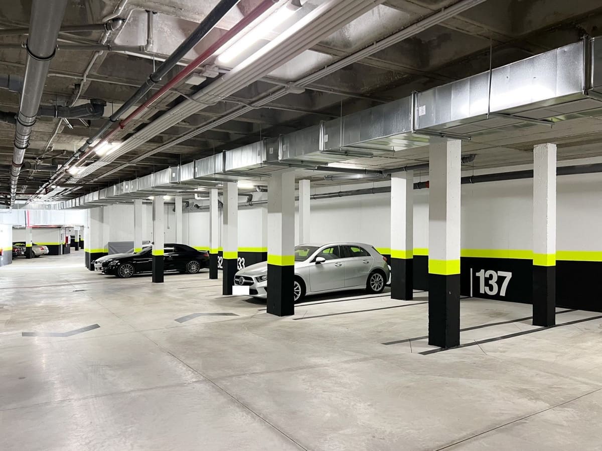 3 slaapkamer Appartement te koop in Fuengirola met garage - € 769.000 (Ref: 9518232)