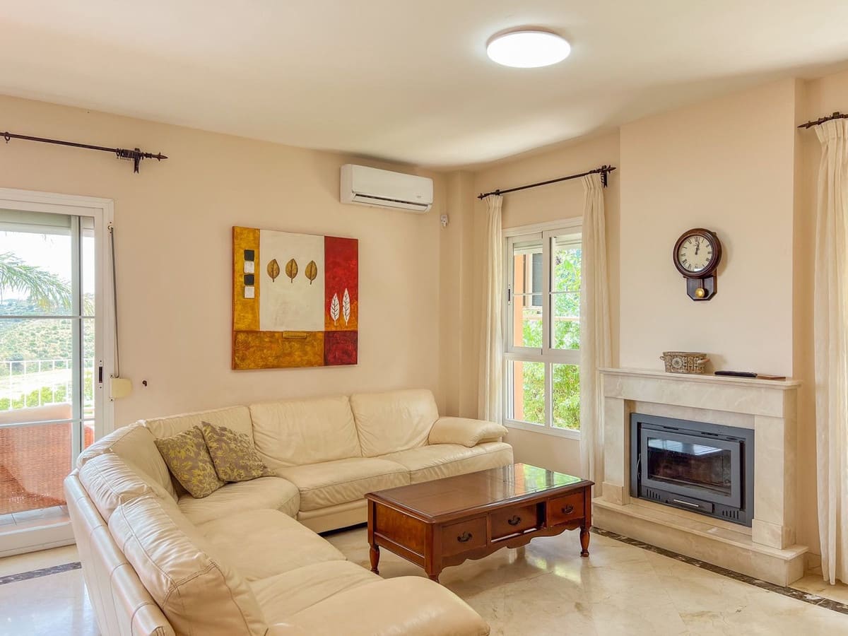 4 sypialnia Willa na sprzedaż w Cerro del Aguila z basenem - 850 000 € (Ref: 9518237)