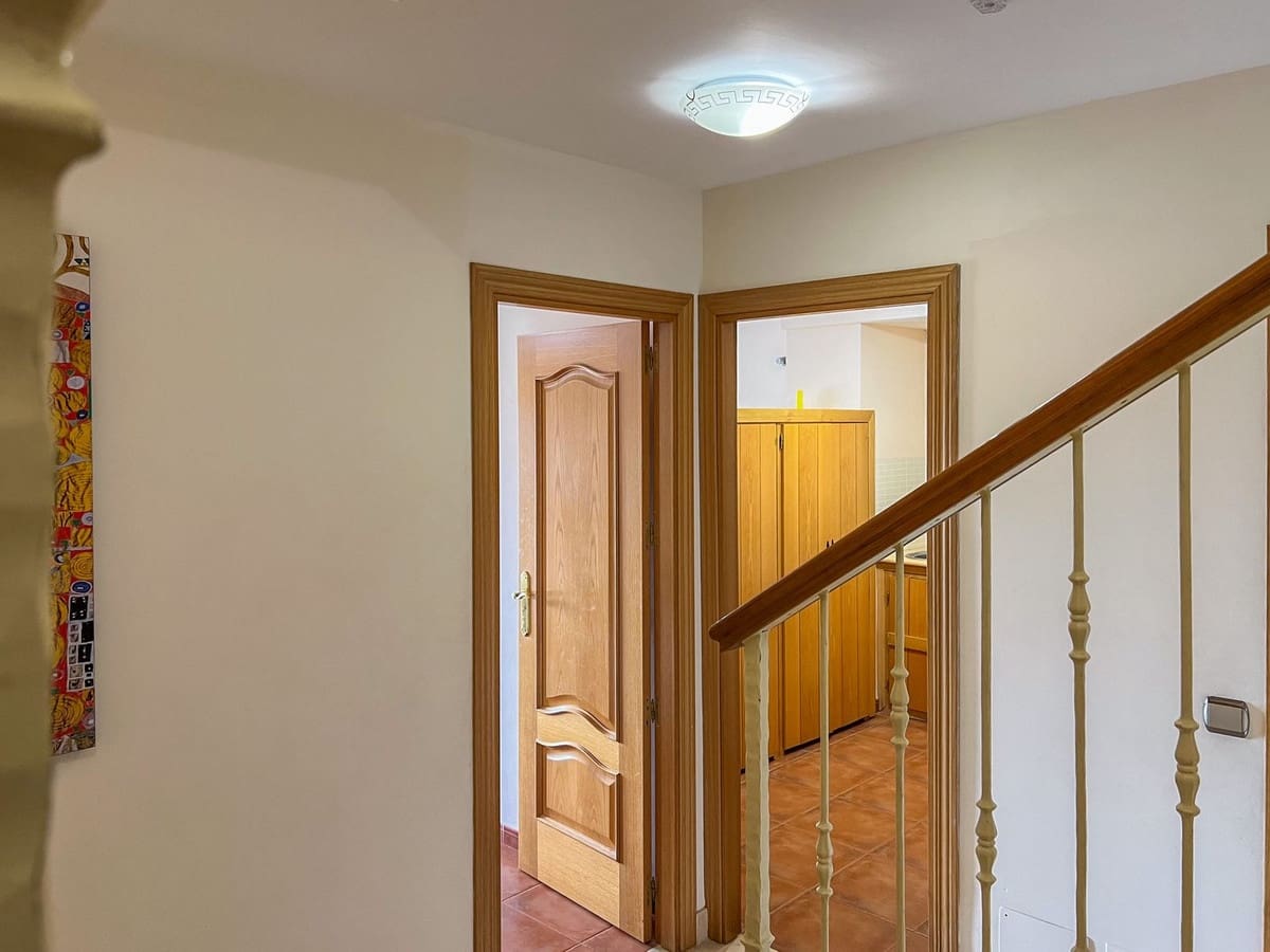 4 sypialnia Willa na sprzedaż w Cerro del Aguila z basenem - 850 000 € (Ref: 9518237)