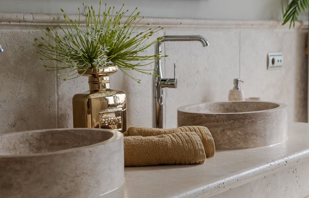 7 bedroom Villa for sale in Benahavis - € 8,350,000 (Ref: 9518244)