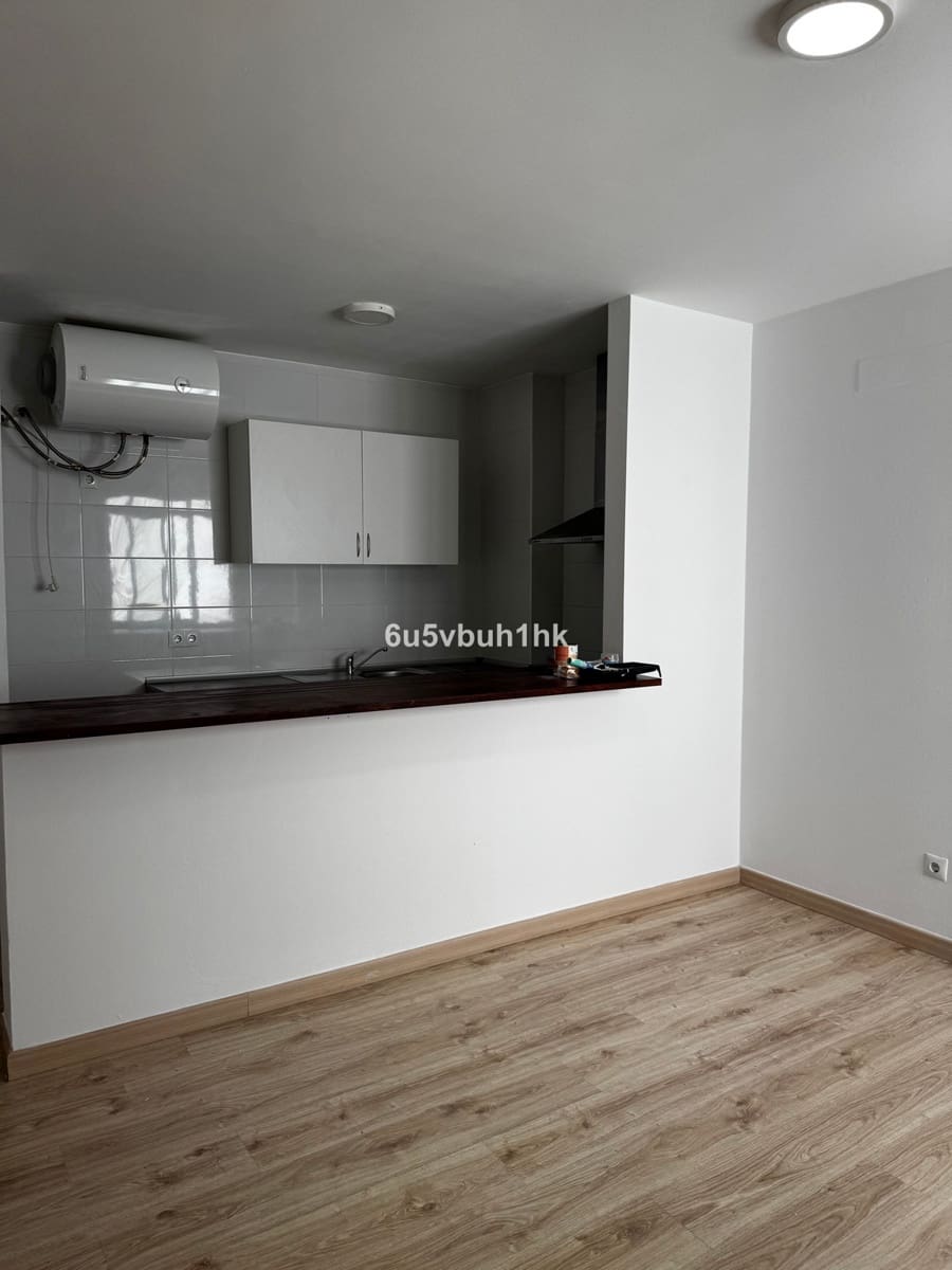 1 slaapkamer Appartement te koop in Malaga stad - € 225.000 (Ref: 9520519)