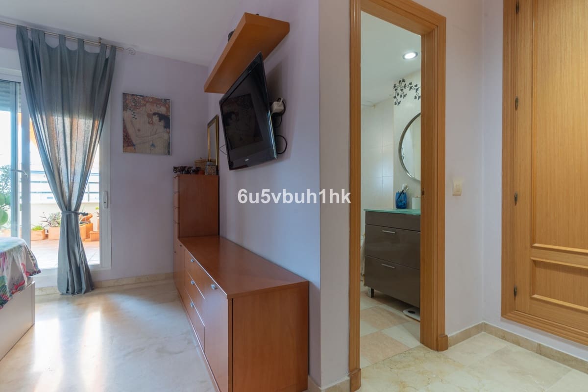 Ático de 4 habitaciones en Torremolinos en venta - 615.000 € (Ref: 9520521)