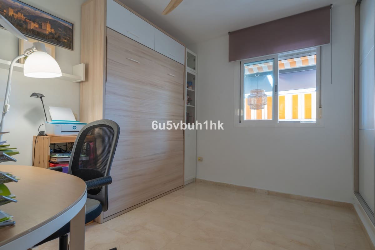 Ático de 4 habitaciones en Torremolinos en venta - 615.000 € (Ref: 9520521)