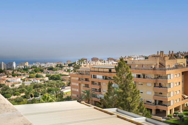 Ático de 4 habitaciones en Torremolinos en venta - 615.000 € (Ref: 9520521)