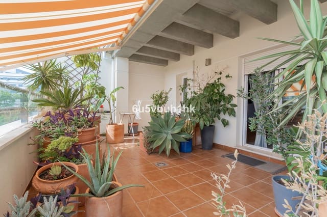 Ático de 4 habitaciones en Torremolinos en venta - 615.000 € (Ref: 9520521)