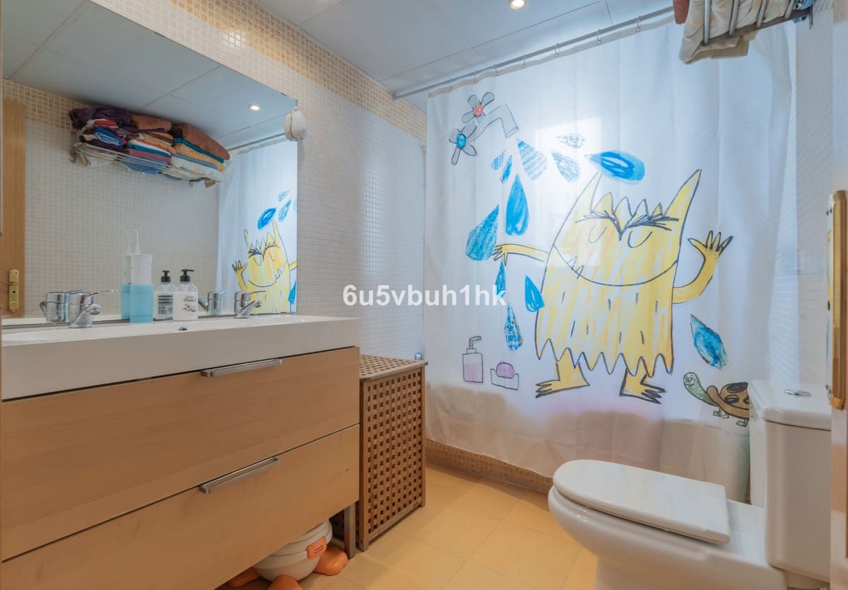 Ático de 4 habitaciones en Torremolinos en venta - 615.000 € (Ref: 9520521)