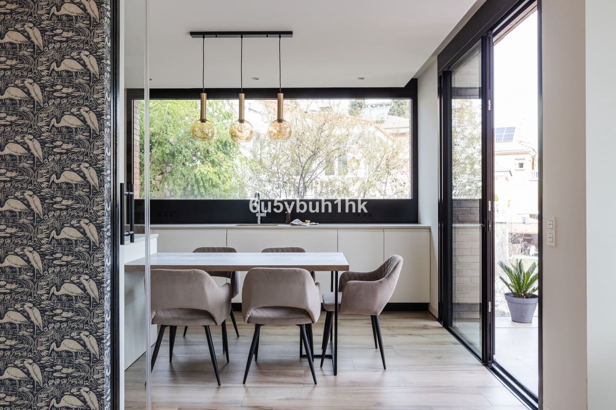 Chalet de 4 habitaciones en Puerto de la Torre en venta con piscina - 2.500.000 € (Ref: 9520523)