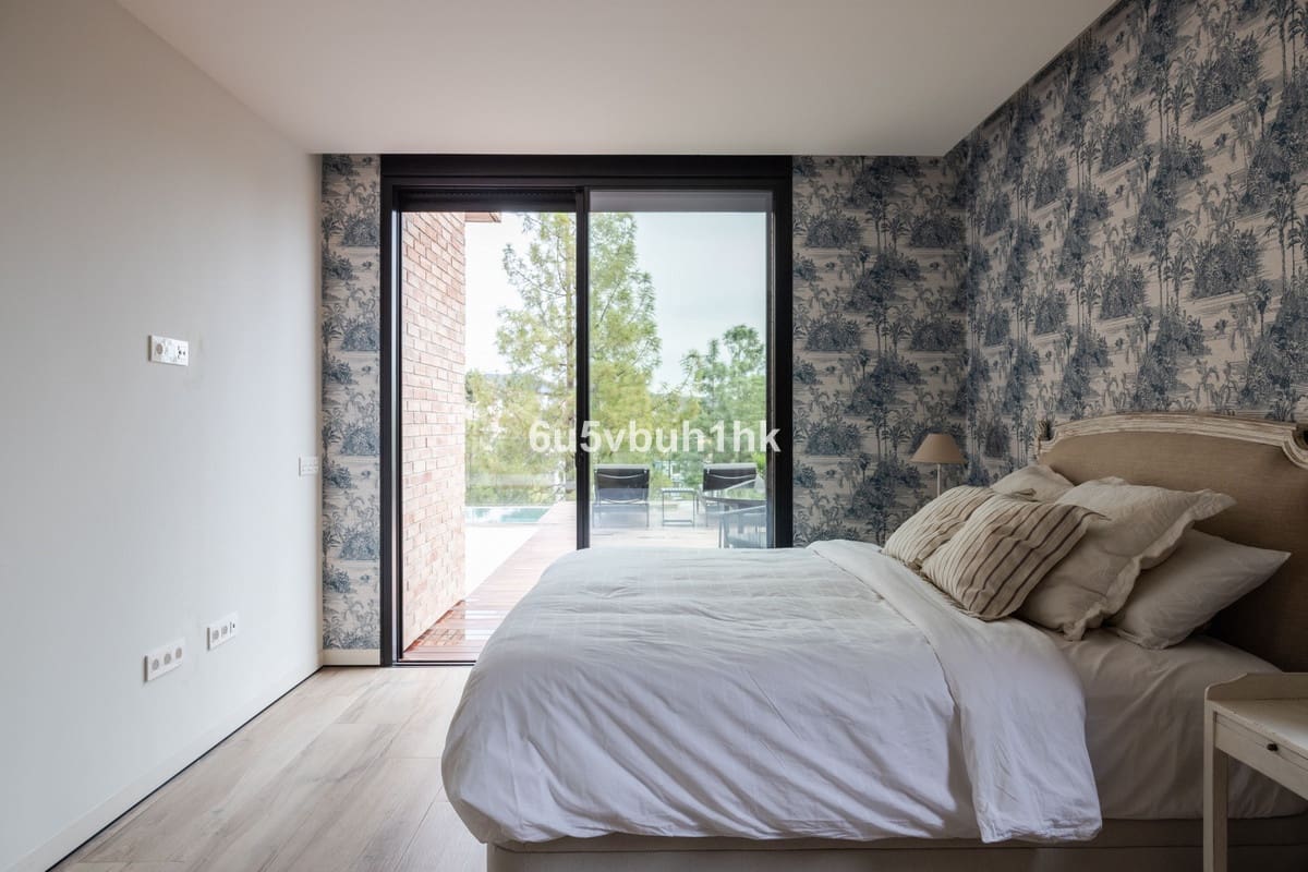 Chalet de 4 habitaciones en Puerto de la Torre en venta con piscina - 2.500.000 € (Ref: 9520523)