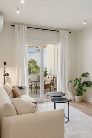 Apartamento de 2 habitaciones en Carvajal, Fuengirola en venta - 359.000 € (Ref: 9520526)