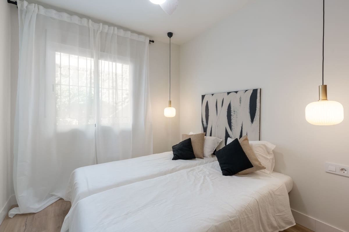 Apartamento de 2 habitaciones en Carvajal en venta - 359.000 € (Ref: 9520526)