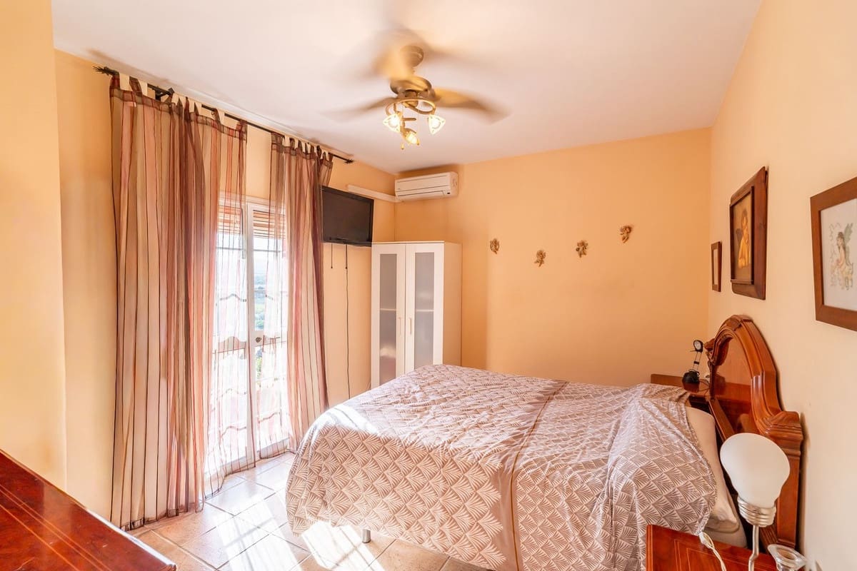 7 camera da letto Villa in vendita in Las Lagunas de Mijas con piscina - 440.000 € (Rif: 9520529)