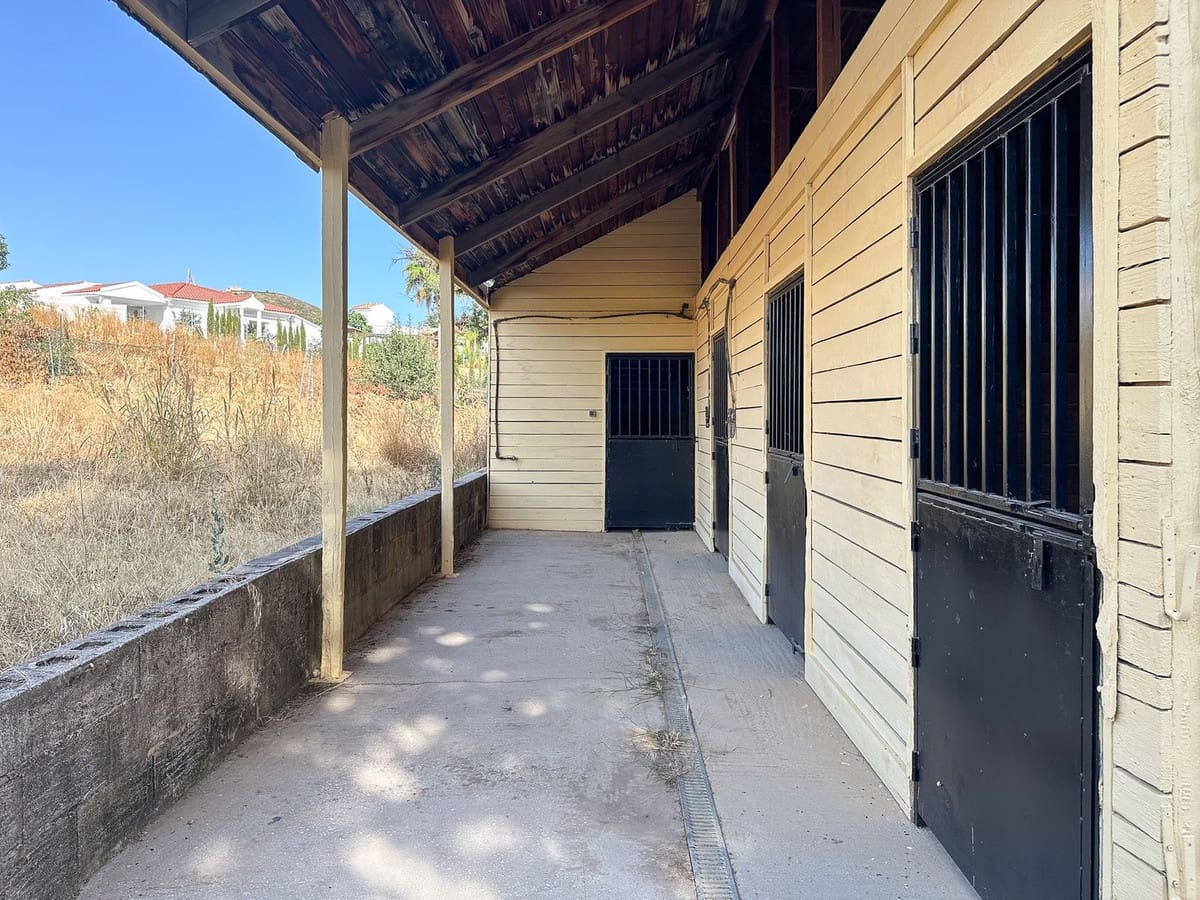 Chalet de 4 habitaciones en Mijas en venta con piscina - 575.000 € (Ref: 9525884)