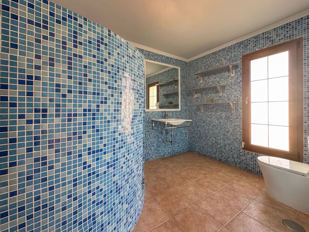 Chalet de 4 habitaciones en Mijas en venta con piscina - 575.000 € (Ref: 9525884)