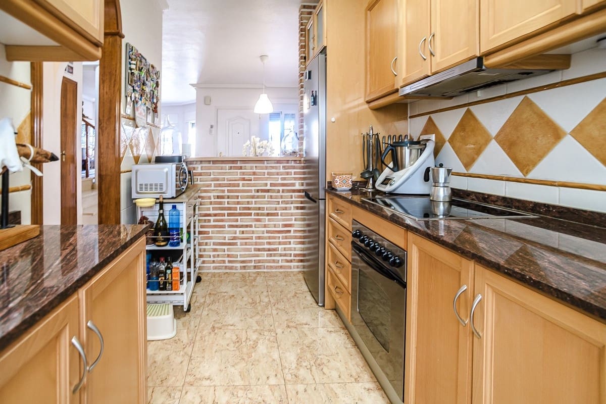 2 sovrum Villa till salu i El Raso - 247 000 € (Ref: 9525886)