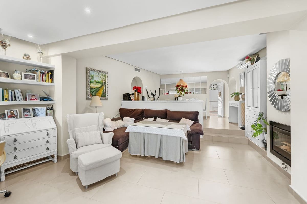 3 quarto Moradia para venda em Fuengirola - 630 000 € (Ref: 9525889)