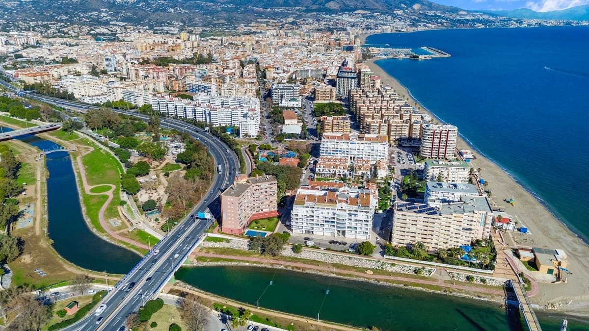 3 quarto Moradia para venda em Fuengirola - 630 000 € (Ref: 9525889)