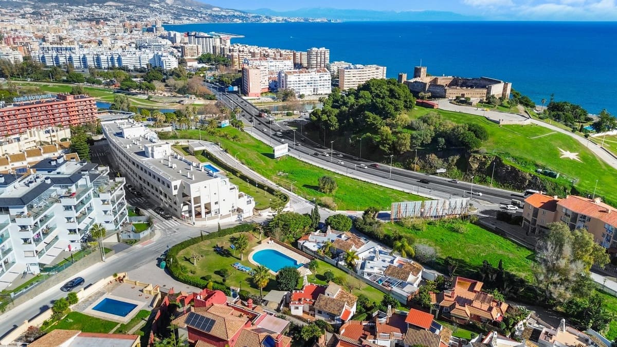 3 quarto Moradia para venda em Fuengirola - 630 000 € (Ref: 9525889)