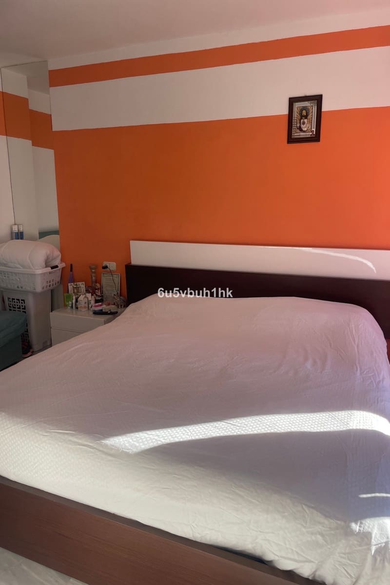 4 quarto Casa em Banda para venda em Estepona - 580 000 € (Ref: 9529140)