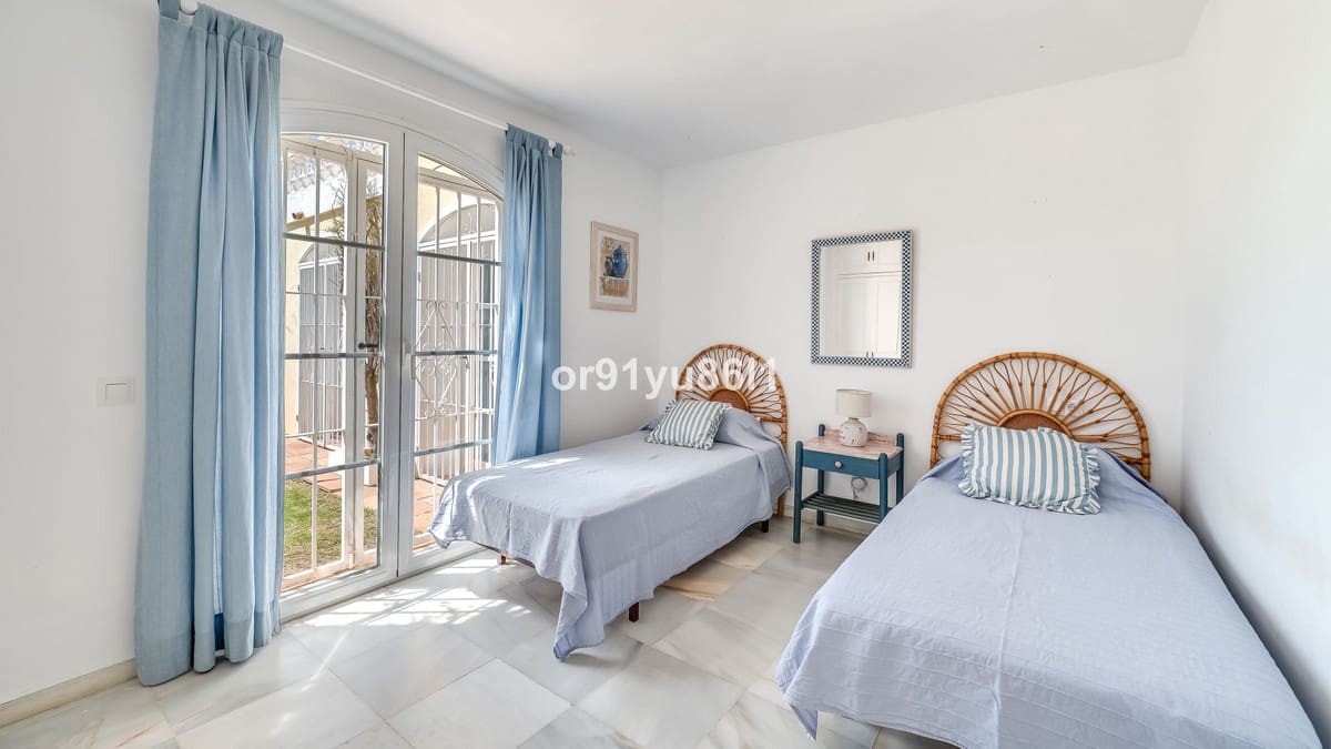 3 sovrum Villa till salu i Benahavis - 1 550 000 € (Ref: 9529148)