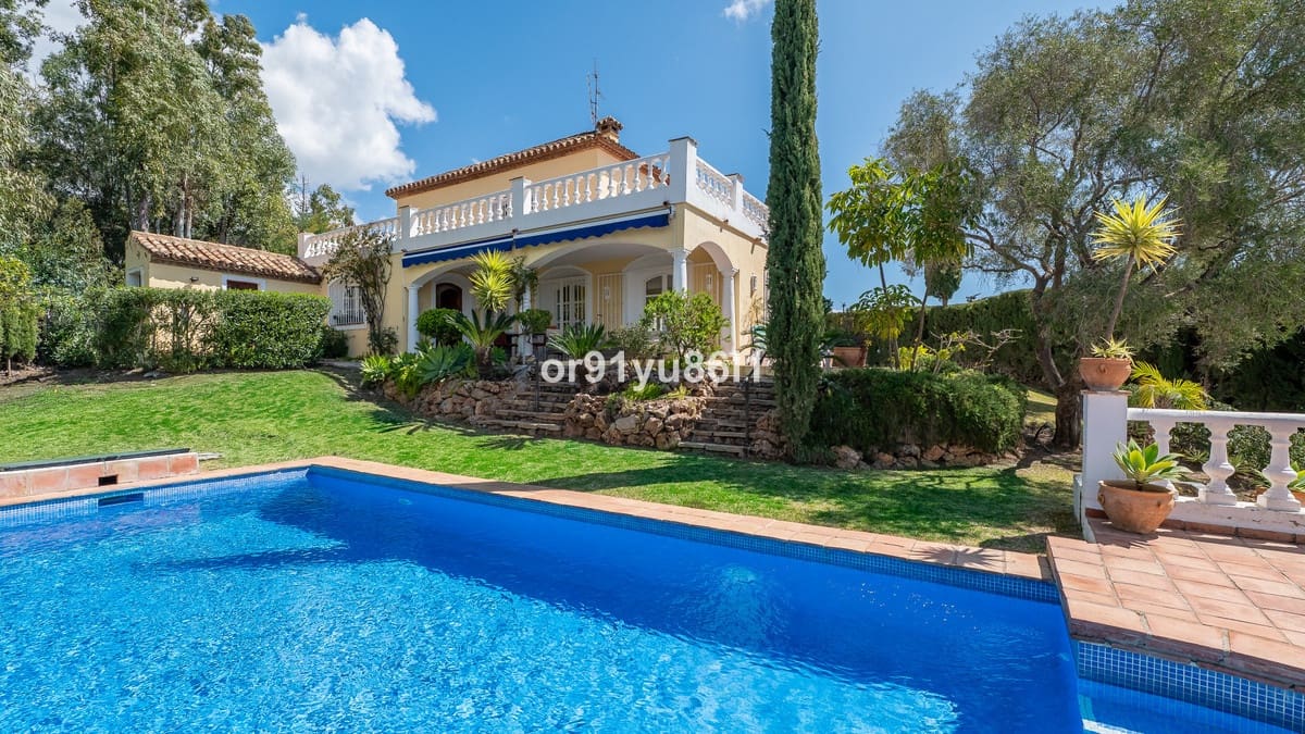 3 sovrum Villa till salu i Benahavis - 1 550 000 € (Ref: 9529148)