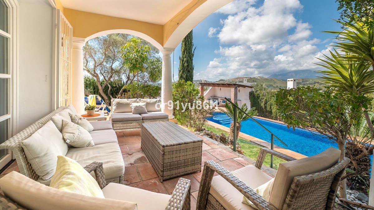 3 sovrum Villa till salu i Benahavis - 1 550 000 € (Ref: 9529148)