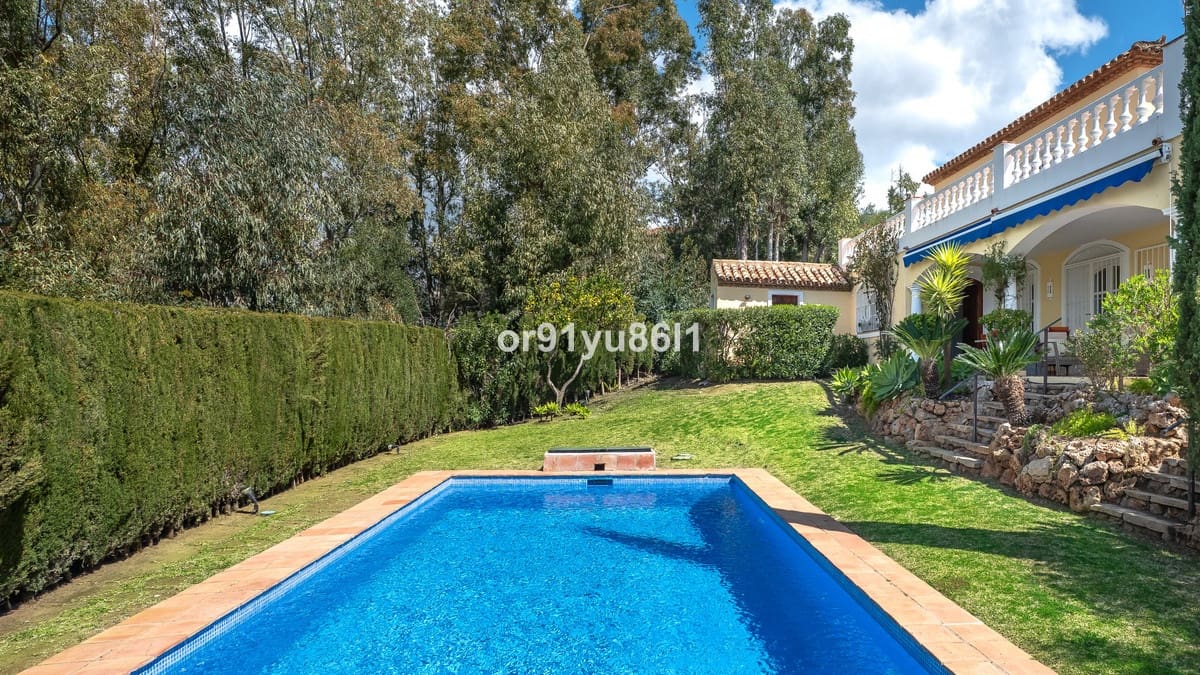 3 sovrum Villa till salu i Benahavis - 1 550 000 € (Ref: 9529148)